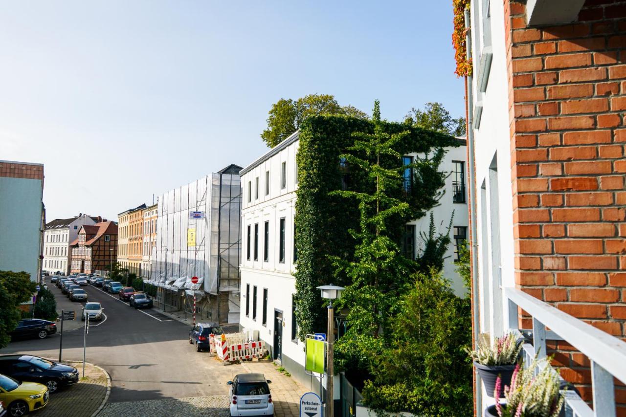 Gemuetliche Ferienwohnung In Der Altstadt شفيرين المظهر الخارجي الصورة